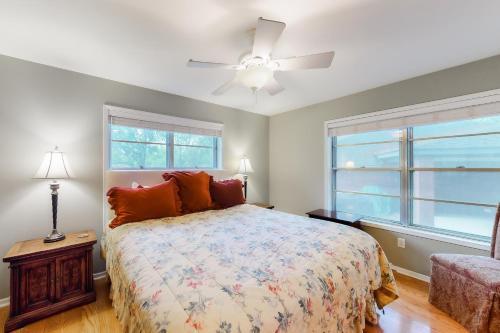 Crestwood Getaway
