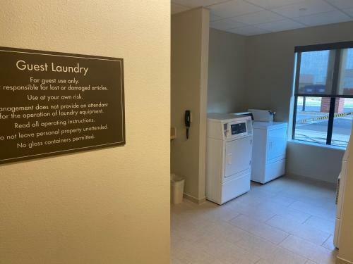 Hotel Comfort Suites Midland West