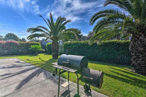 Family-friendly Home About 12 Mi To Space Center!