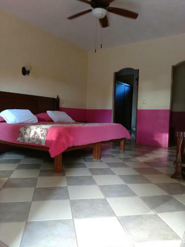 Hostal Tunich Beh