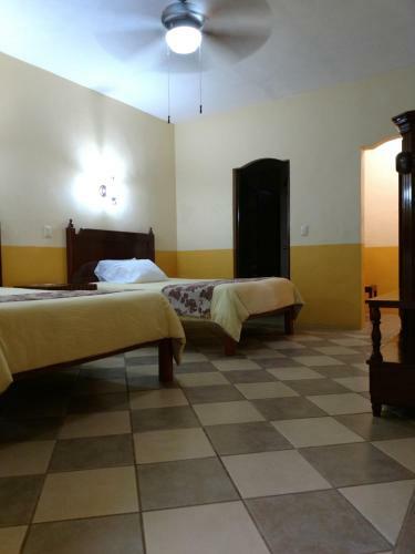 Hostal Tunich Beh