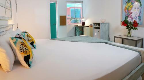 Hostal Flamingo Hostel & Coworking