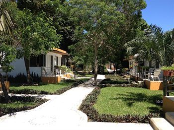 Hotel Villas Bambu
