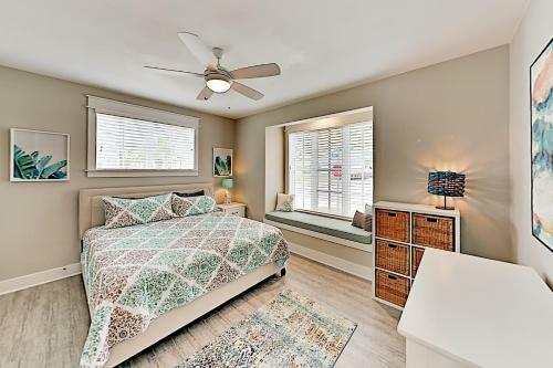 All-suite End Unit - Steps To Palmilla Beach Pool Townhouse