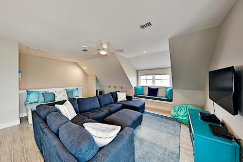 All-suite End Unit - Steps To Palmilla Beach Pool Townhouse