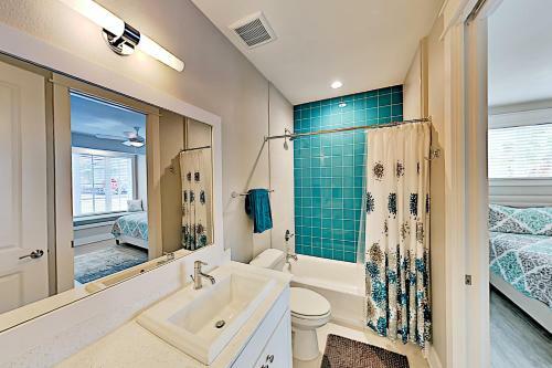 All-suite End Unit - Steps To Palmilla Beach Pool Townhouse
