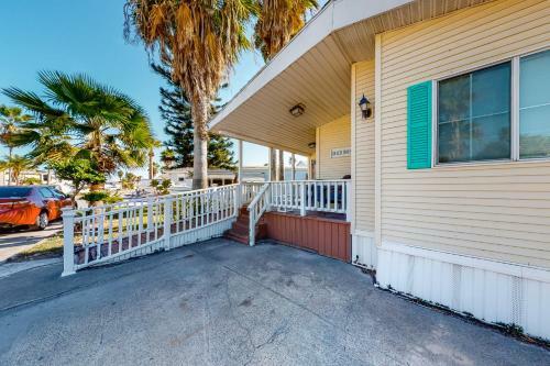 Long Island Village Unit 819 Oyster Island Breeze