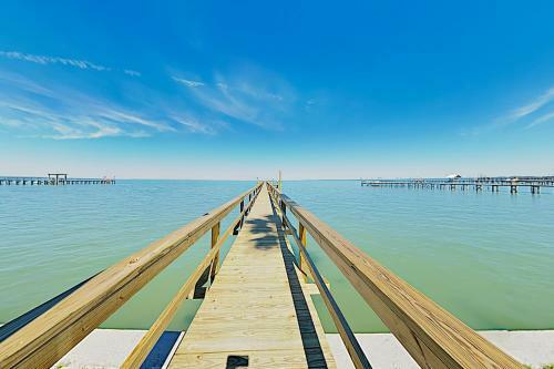 Apartamento New Listing! Waterfront Copano Bay Condo With Pool Condo