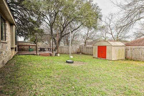 Live Oak Home - 15 Mi To Downtown San Antonio