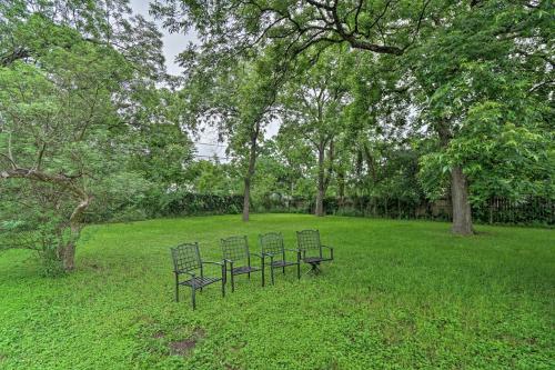 San Antonio Home With Pvt Yard, 5 Mi To Downtown!