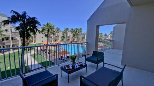Super Pool View! Beachfront Property Cant Miss The Fun! Pet Friendly