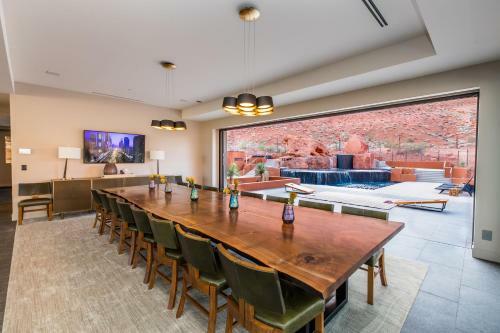 Villa Padre Canyon Residences - Double Masters And King Suite With Pool