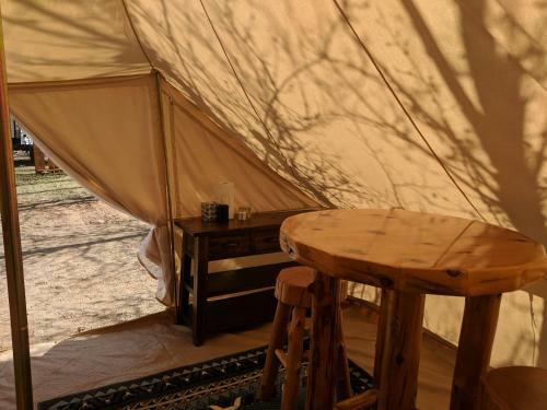 Funstays Glamping Setup Tent In Rv Park #6 Ok-t6