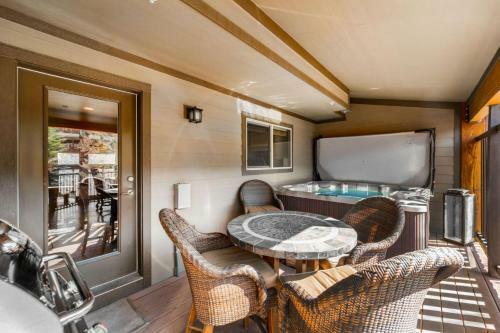 Ski Haven Elegant Spacious Townhome W Private Hot Tub