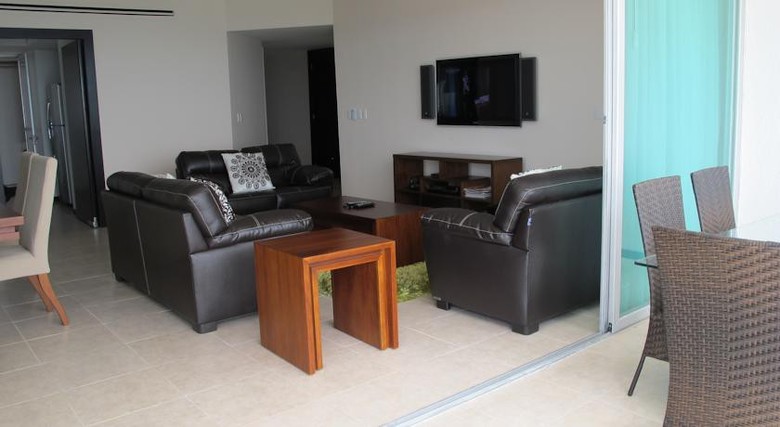 Apartamentos Condominio Marazul