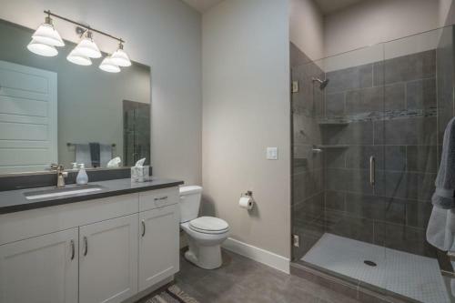 New Home! 5 Bedroom At Ocotillo Springs Overlooking Pool