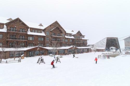 Jay Peak Topper