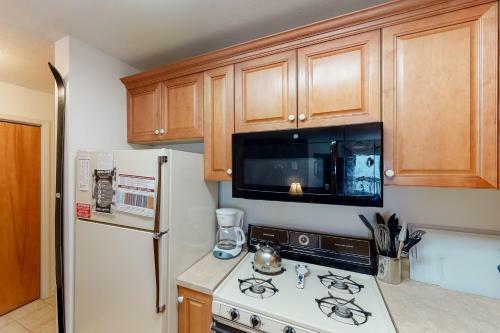 Brookhaven C4