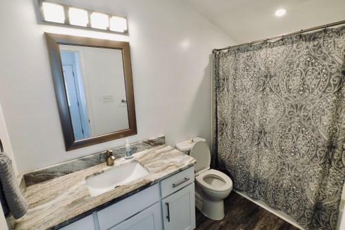 Sweet Retreat Near The Beach