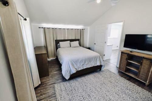 Sweet Retreat Near The Beach