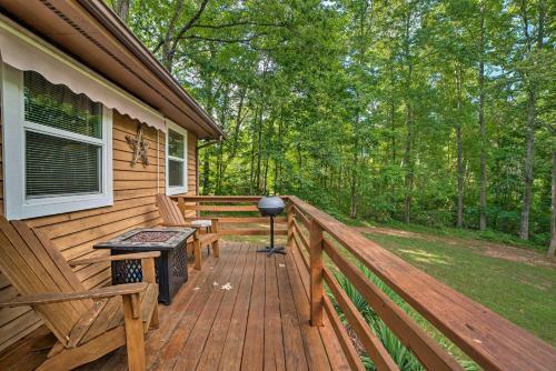 Cozy Home With Deck 9 Mi To Shenandoah Natl Pk
