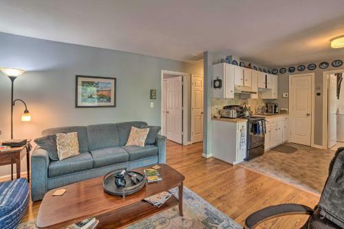 Cozy Home With Deck 9 Mi To Shenandoah Natl Pk