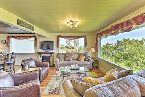 Waterfront Home 6.5 Mi To Olympic National Park