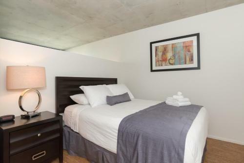 Sobe Third Ave Apartments