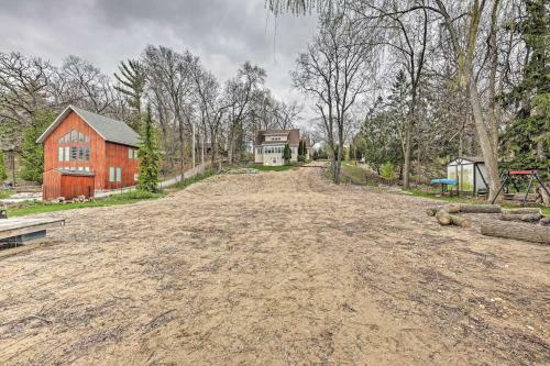 Waterfront Fond Du Lac Home On Deneveu Lake!