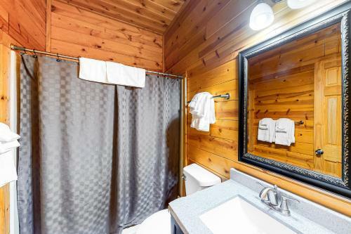 Cedaroma Log-home 11
