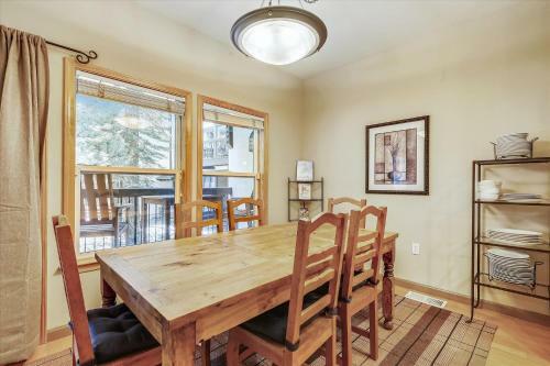 Squaw Valley Escape