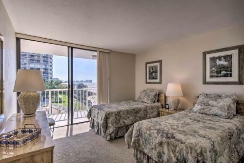 Apartamento Luxe Getaway With Community Amenities, Walk To Beach!