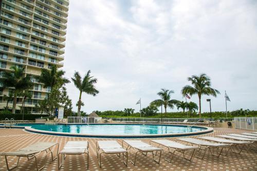 South Seas Tower 3 #1009 - Stunning 2/2 Beachfront Condo W/endless Beach View