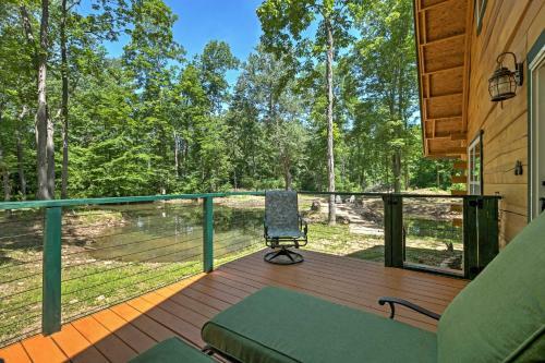 Lyndhurst Cabin On Farm With Pond And Stocked Stream!