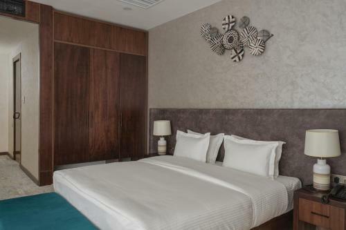 Regal Stay Hotel