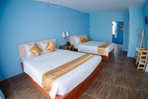 Hotel Luxhome - Vinhome Apartments
