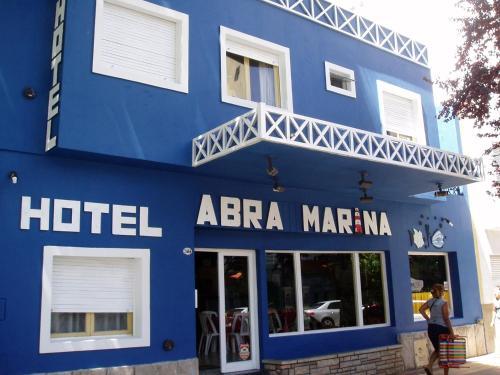 Abra Marina Hotel
