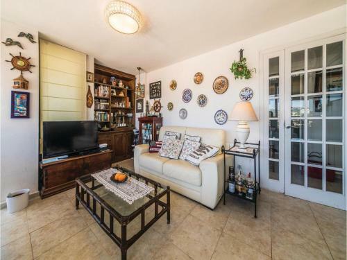Apartment C/cel I Mar 8, �tico