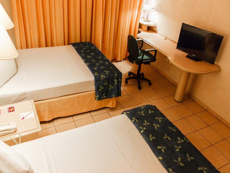 Hotel Plaza Inn Express