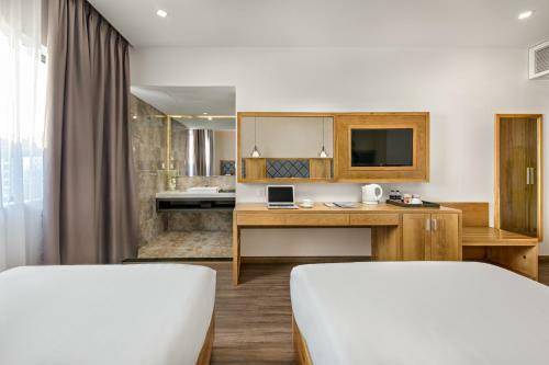 Grand Sunrise Boutique Hotel