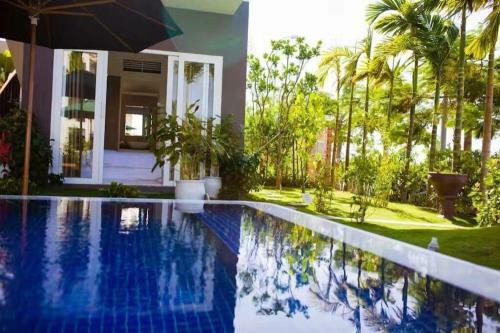 Riverside Villa Homestay