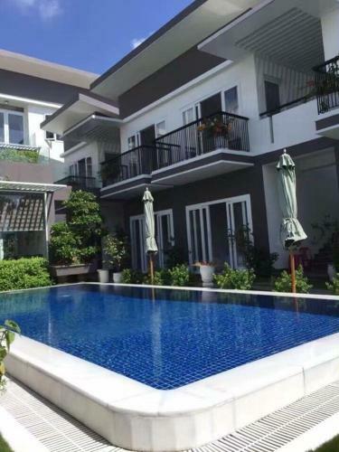 Riverside Villa Homestay