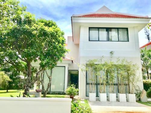 Emblemsea 4bedrooms Villa 5* Free Pick Up
