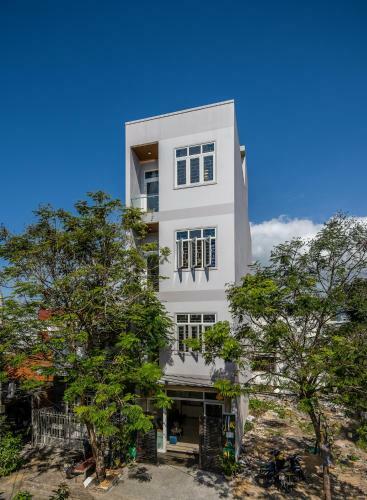 Carol's Homestay & Apartment