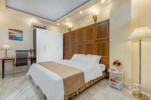 Aparthotel The Lakeside - West Lake Lotus Apartment