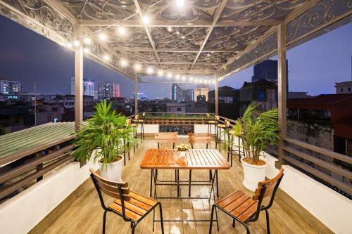 Apartamento Sazi Kim Ma Thuong Building