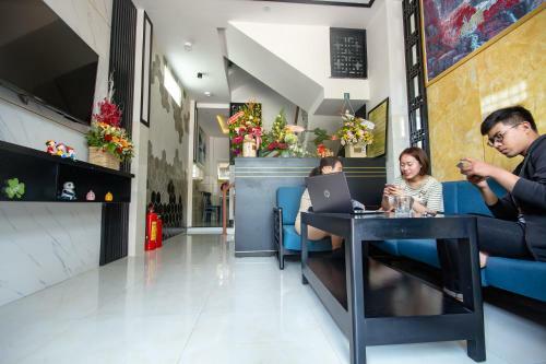 Lagoon Homestay