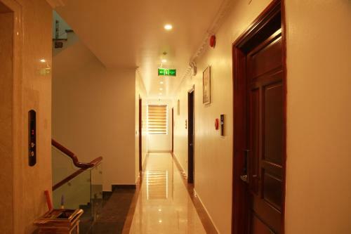 Kh�ch S?n H?i Qu�n - The Marine Hotel