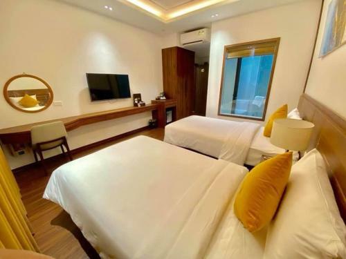 Jade Ha Long Hotel