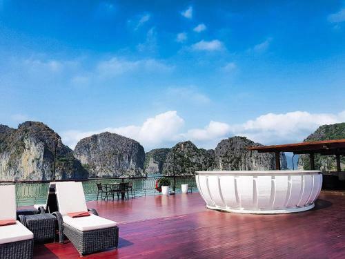 Indochine Cruise